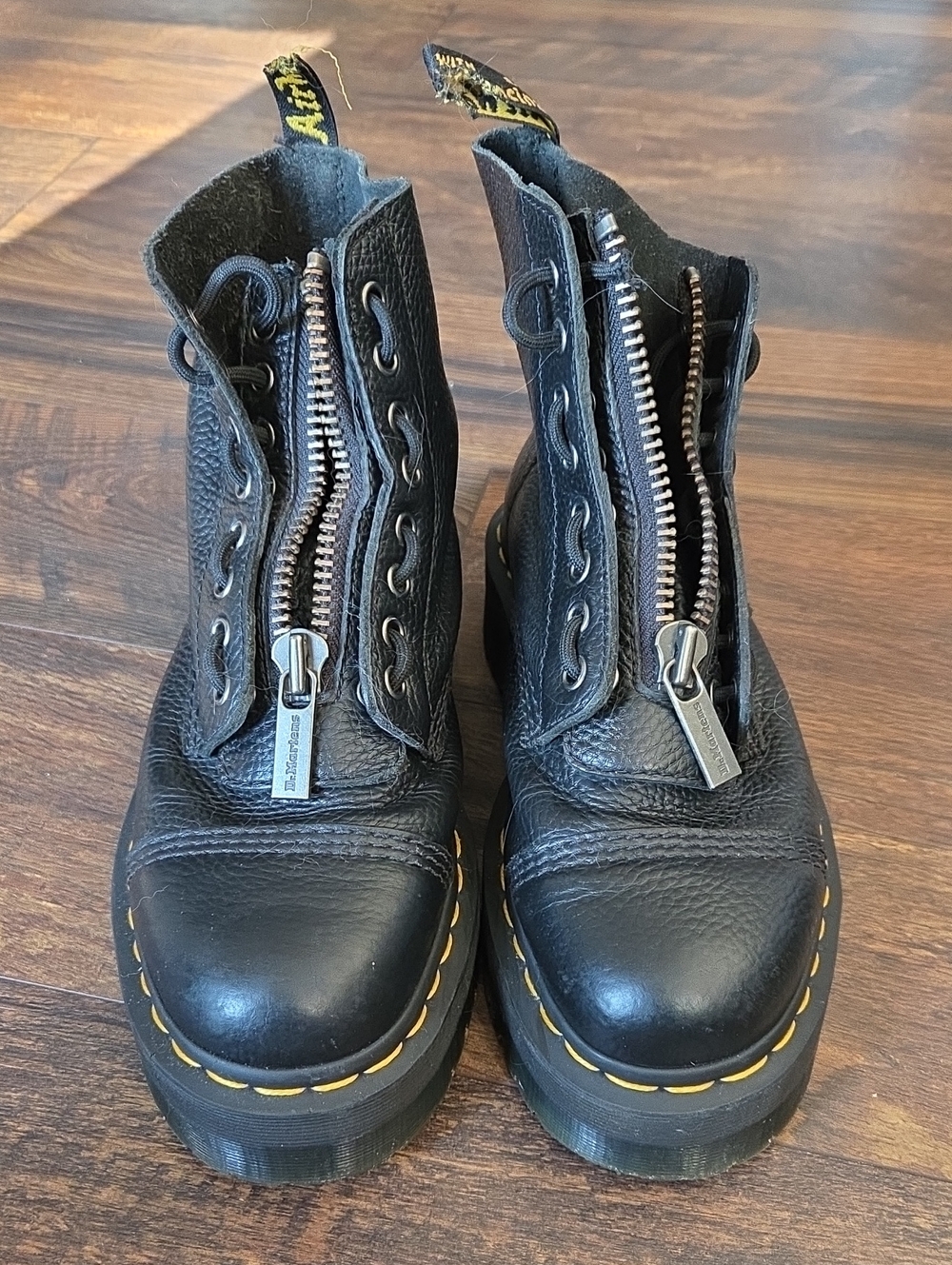 Dr. Martens Womens Sinclair Combat Boots Size 8